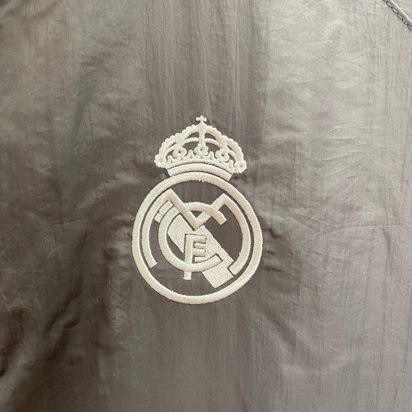 Chaqueta cortavientos del Real Madrid 2024-25 S-2XL