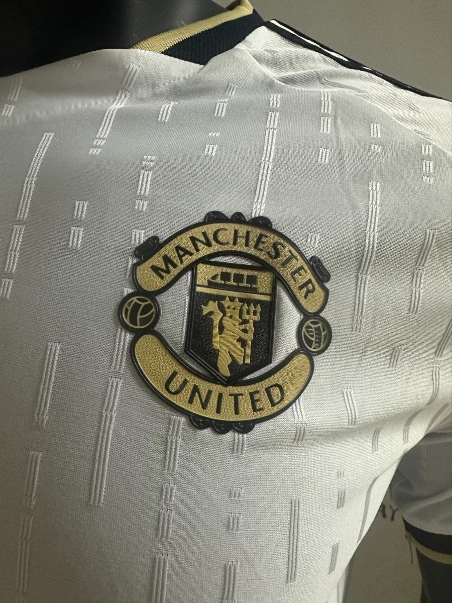 2026-27 Manchester United Away White with Gold Trim player S-3XL