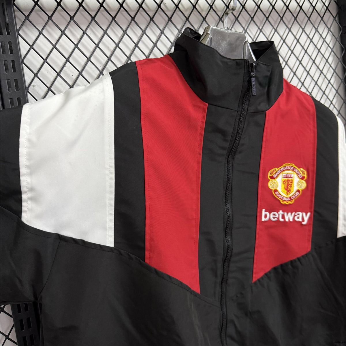 2026-27 Manchester United EQT Casual Training Windbreaker S-2XL