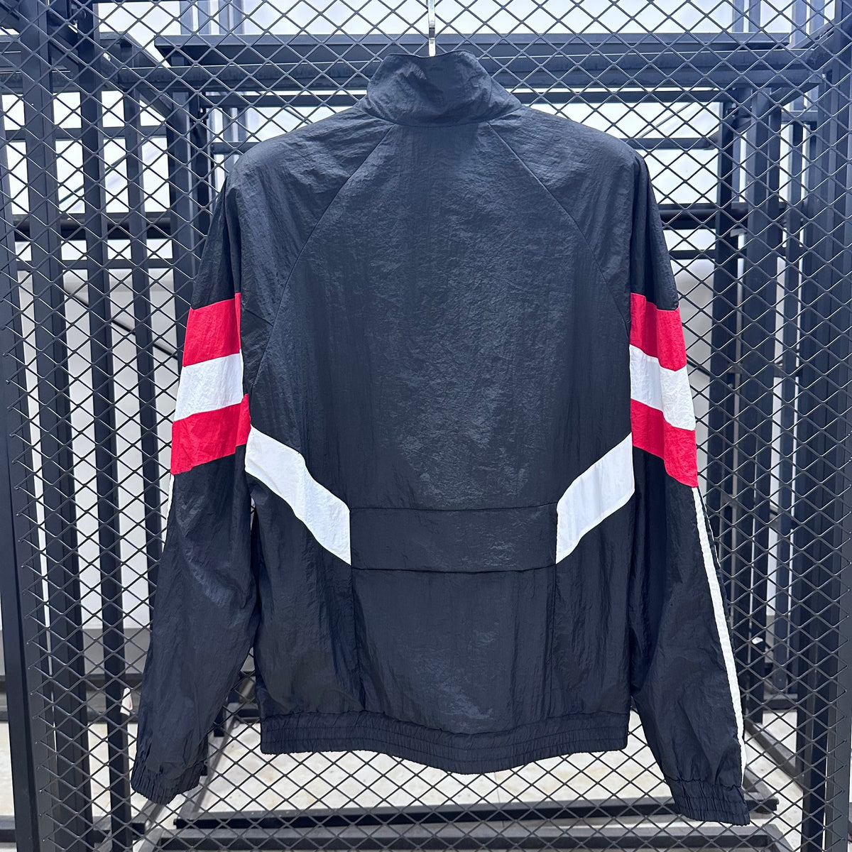 2025-26 Manchester United Retro Windbreaker S-2XL