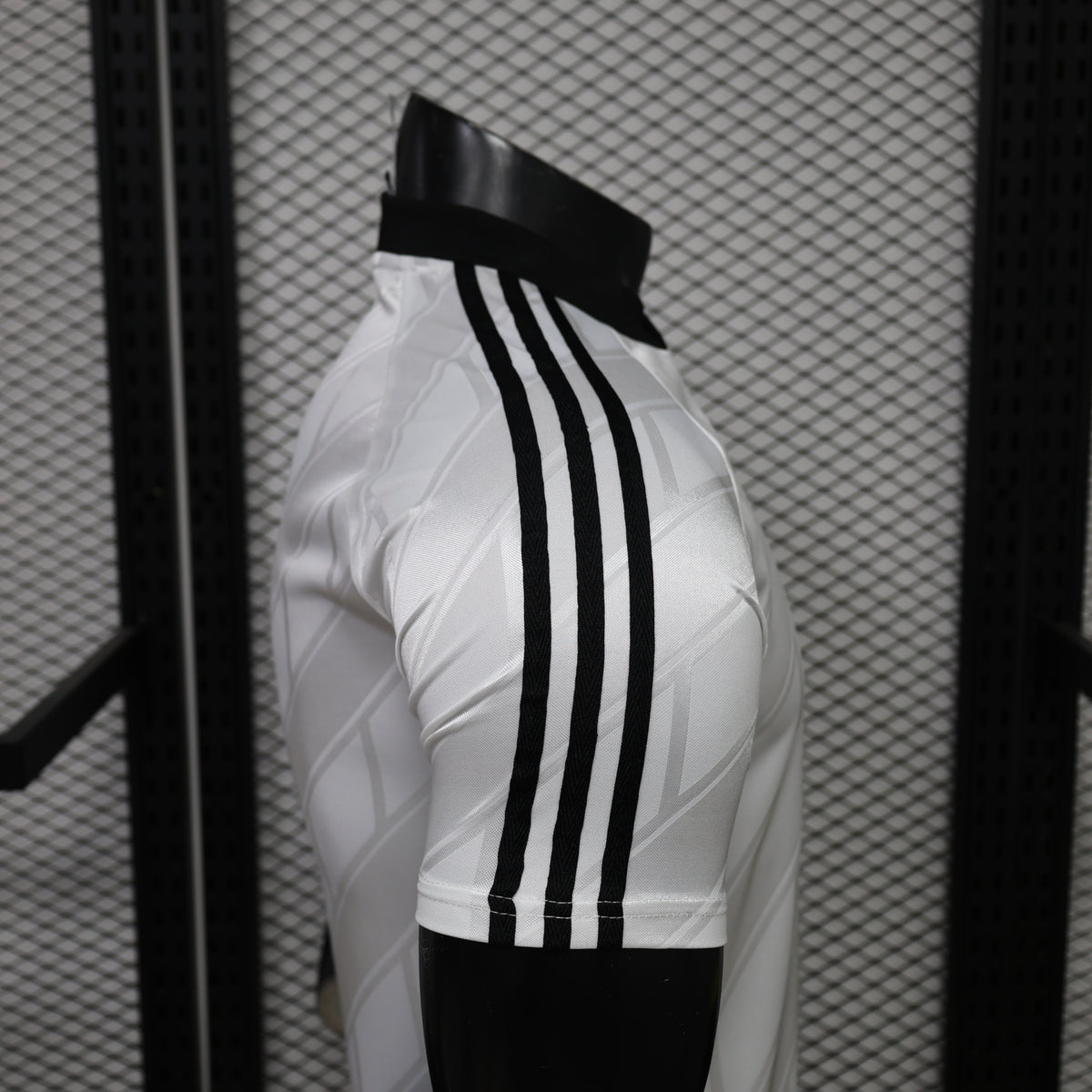 2026-27 Real Madrid White Casual Retro Player S-2XL