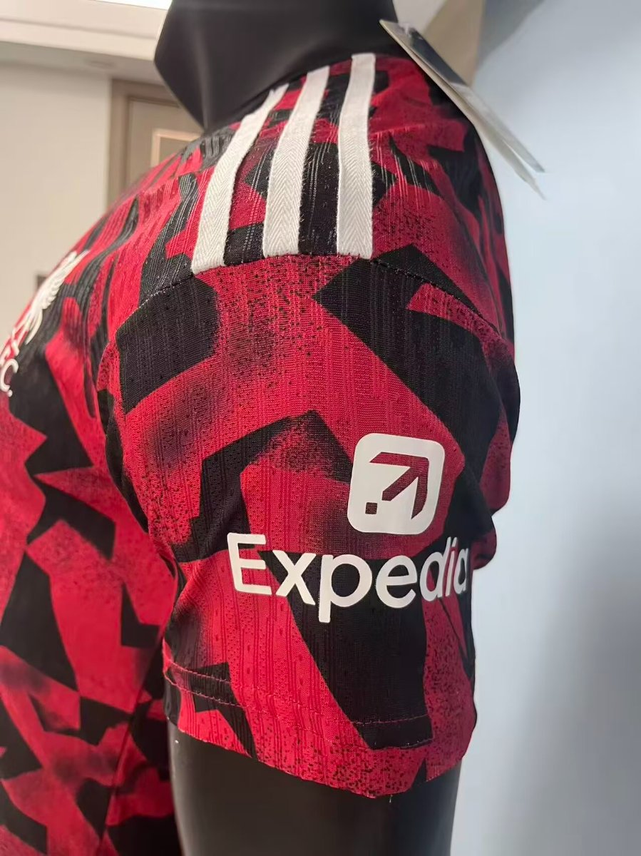 2026-27 Liverpool Red Black Geometric Pattern Pre-Match Training Player S-3XL