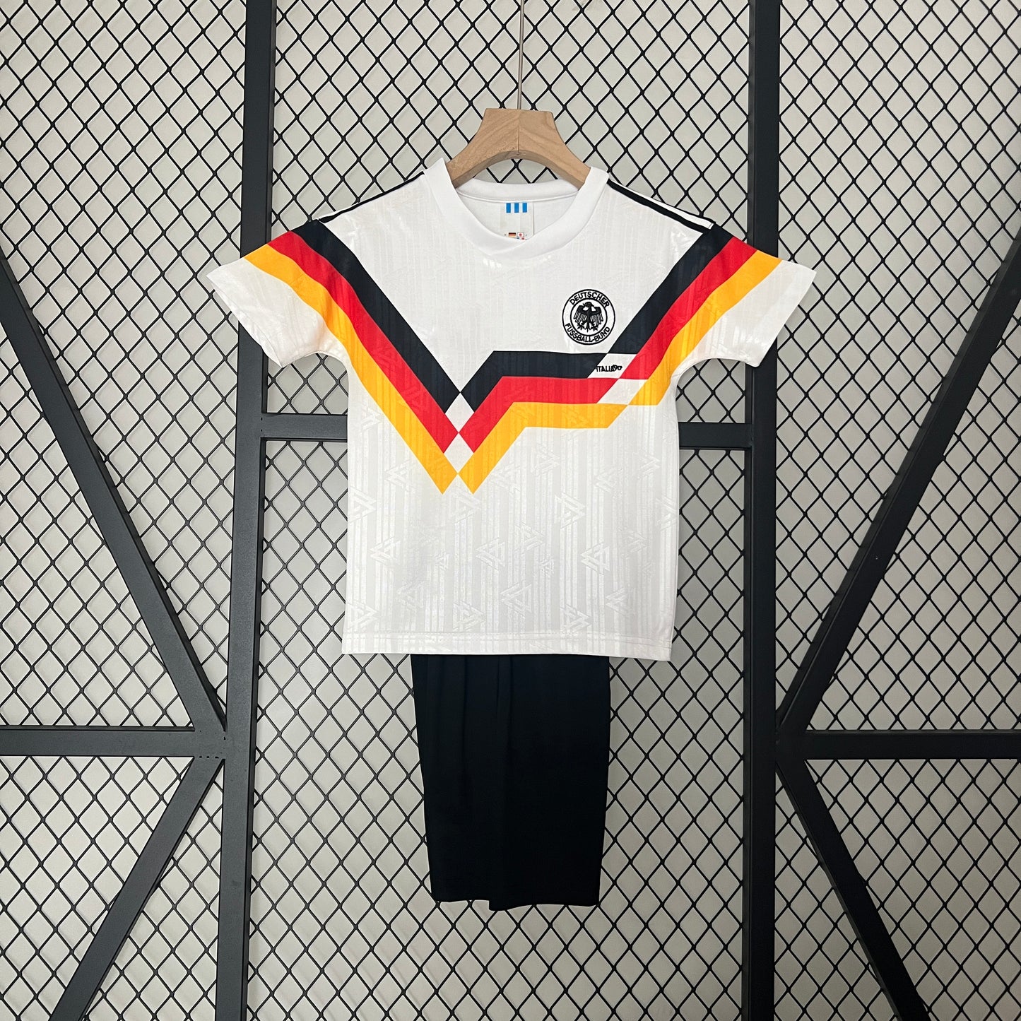 kids Germany 1990 home size 16-28