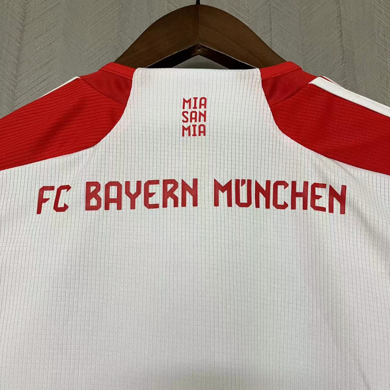 Kinderbekleidung 2023-24 Bayern Heim Größen 16-28