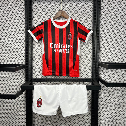 Maillots domicile enfant AC Milan 2023 et 2024