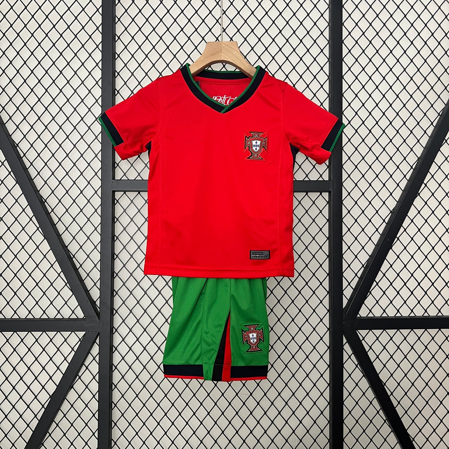 2024-25 kids portugal home size 16-28