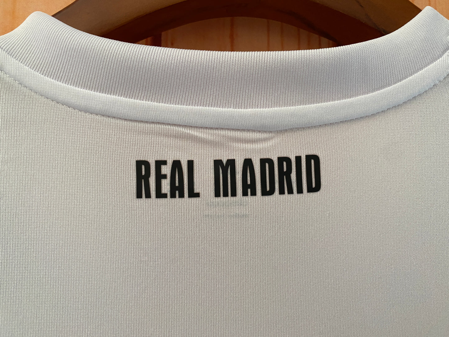 Rétro Real Madrid 10-11 domicile S-XXL