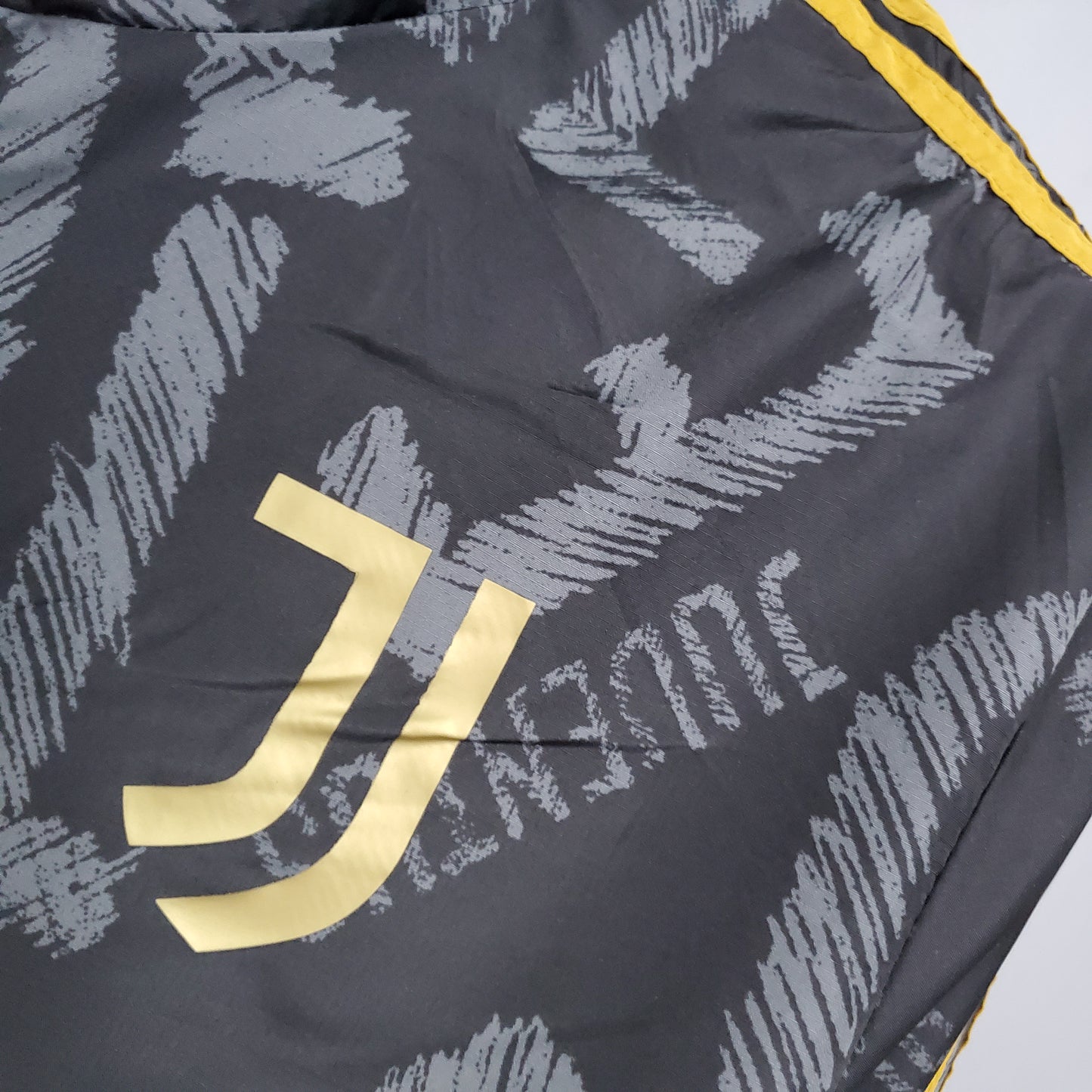 21-22 Windbreaker Juventus Black Phnom Penh S-XXL