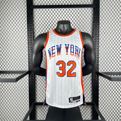 NBA 2025-26 New York Knicks  32 TOWNS