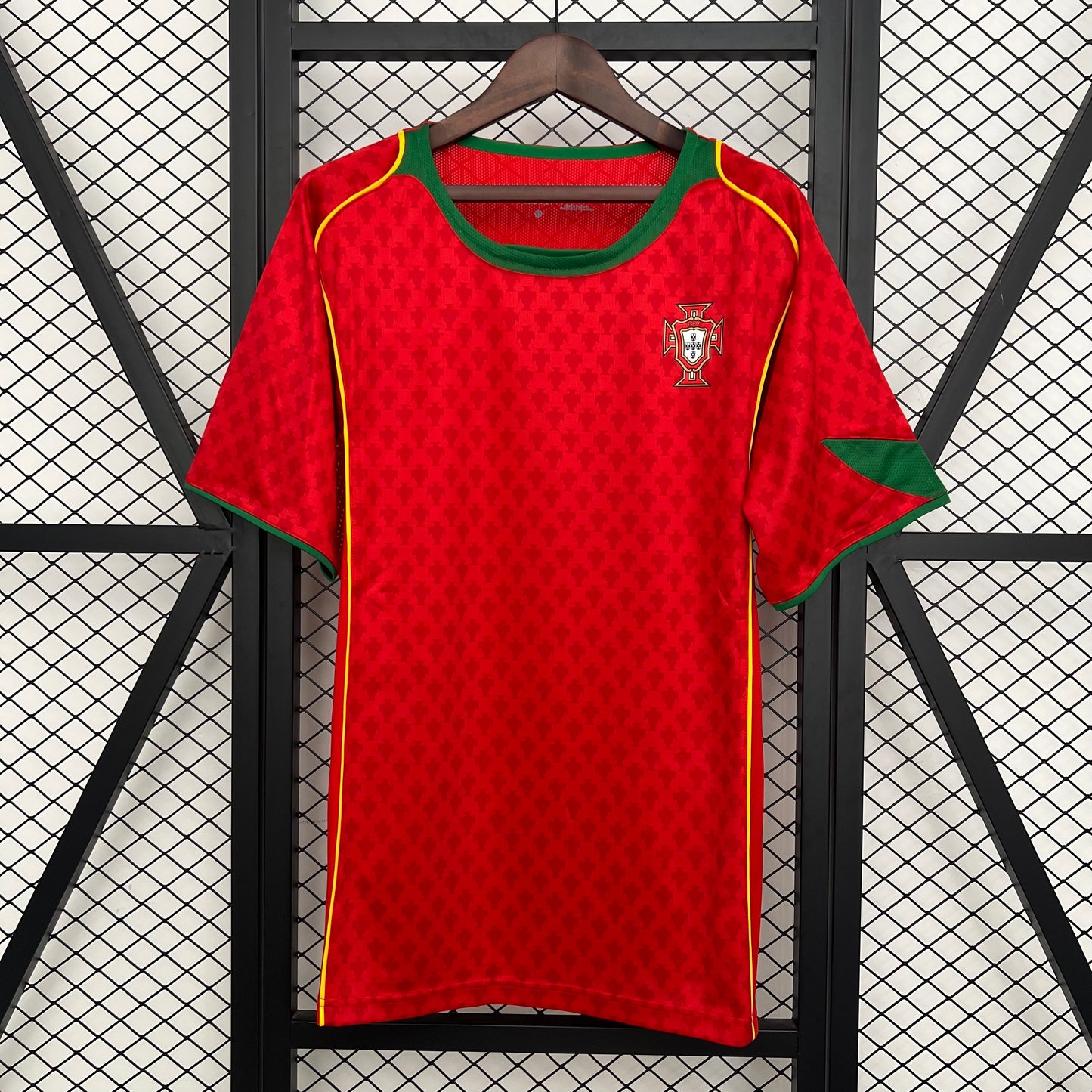 2004 Portugal home Retro S-2XL