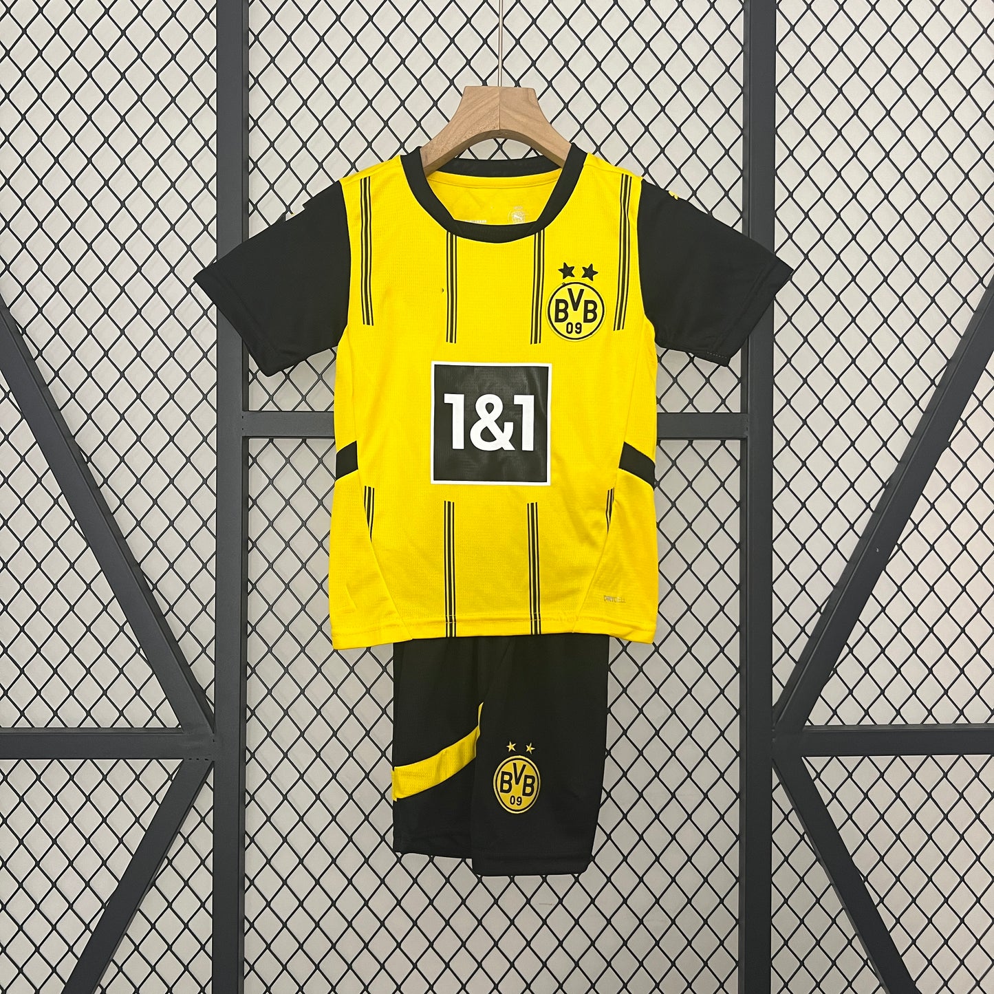 2024-25 kids Dortmund home size 16-28