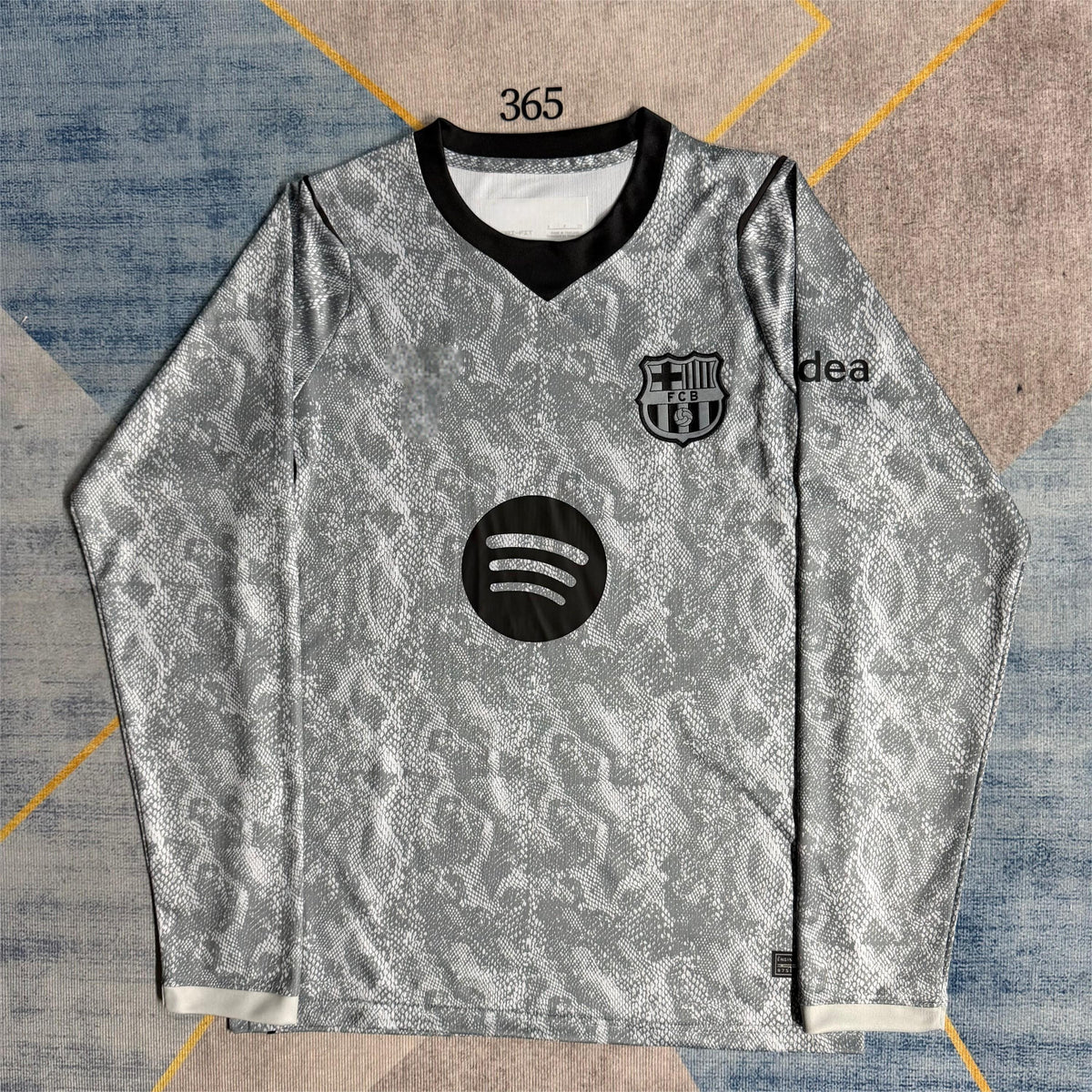 2026-27 Barcelona Goalkeeper Grey Long Sleeve S-2XL