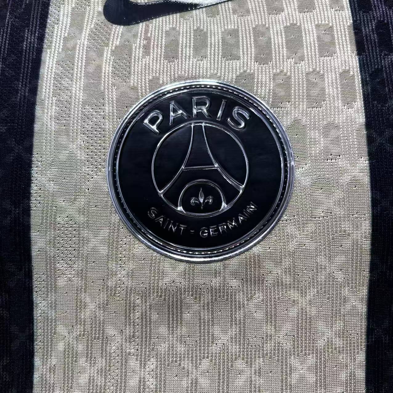 2026-27 París Edición Especial Versión Jugador S-2XL