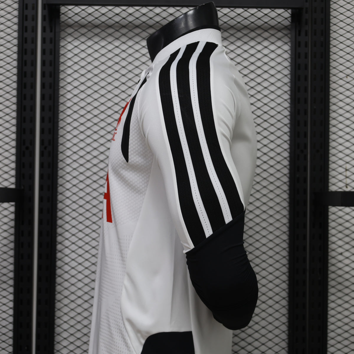 2026-27 Liverpool Training Long Sleeve Player S-3XL