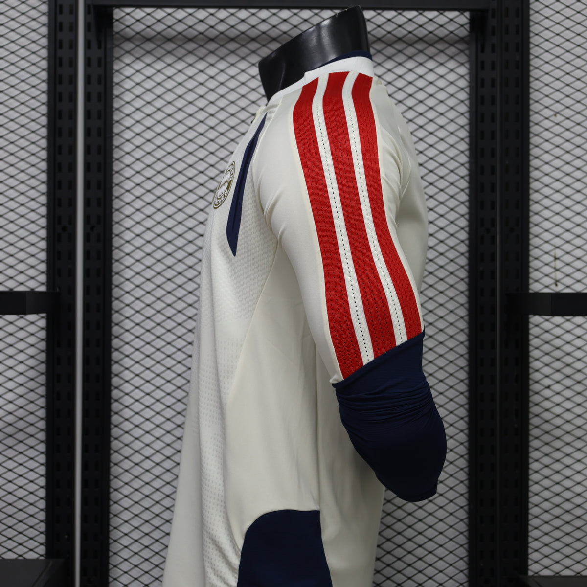 2026-27 Bayern White Long Sleeve Player S-3XL