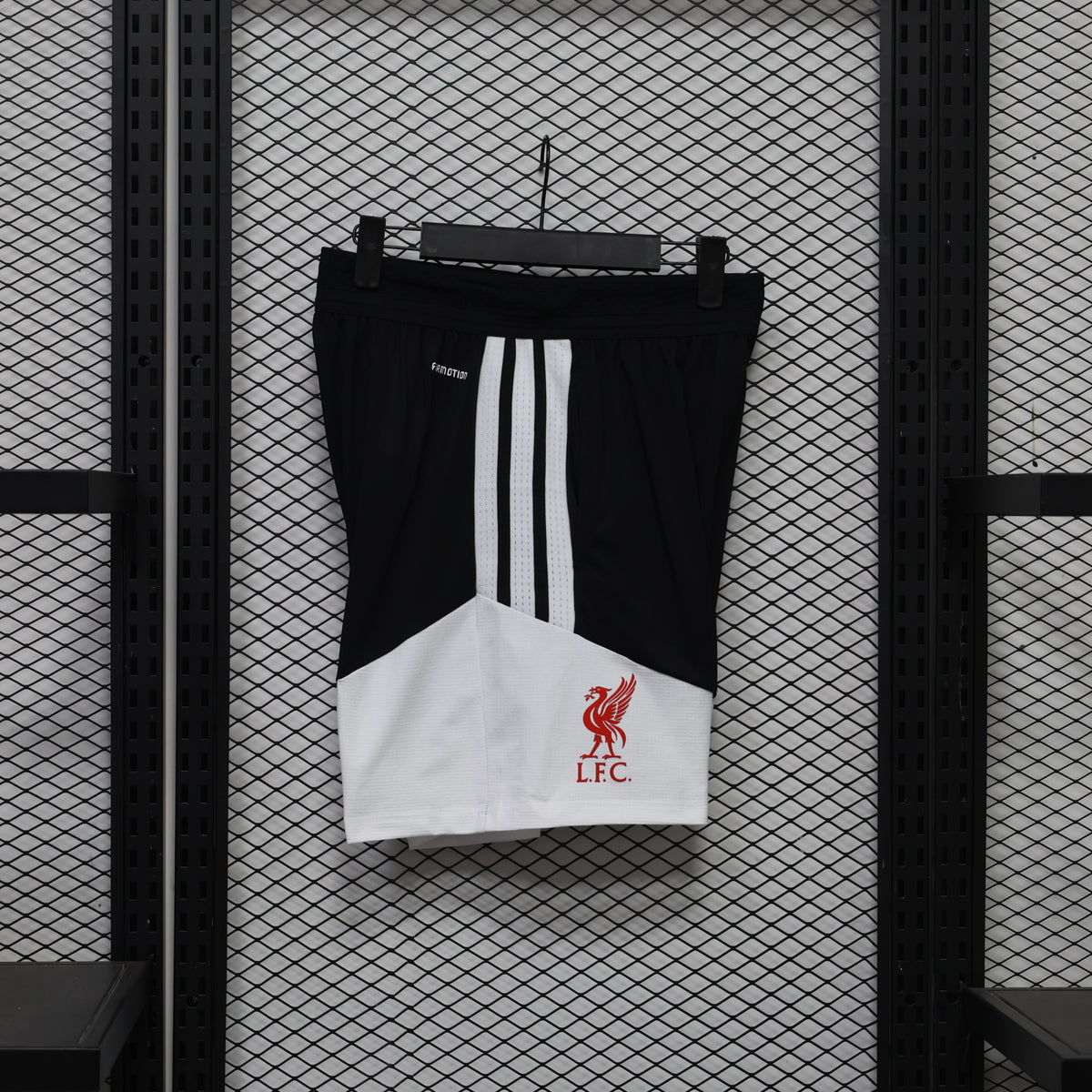 2026-27 Liverpool shorts with pockets Player S-2XL