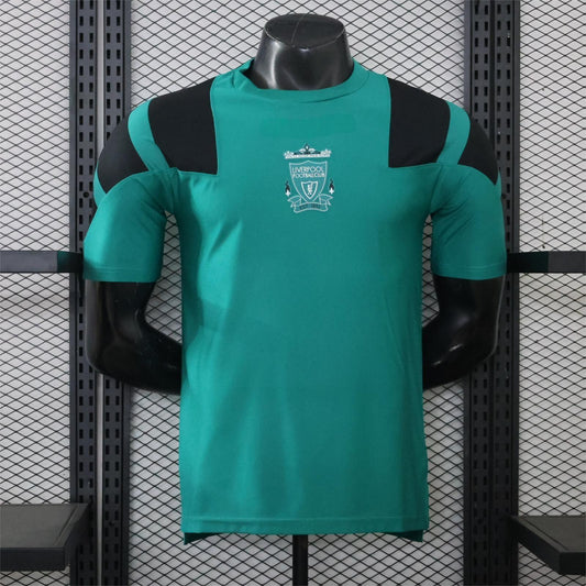 2026-27 Liverpool Leisure Retro Green Player S-3XL