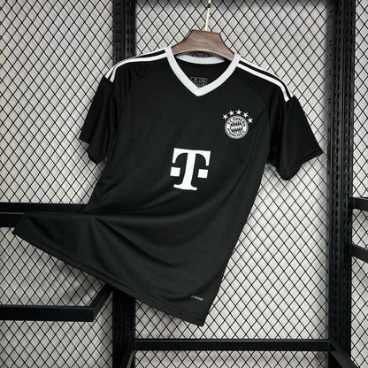 2024-25 Bayern Munich Training Top S-2XL