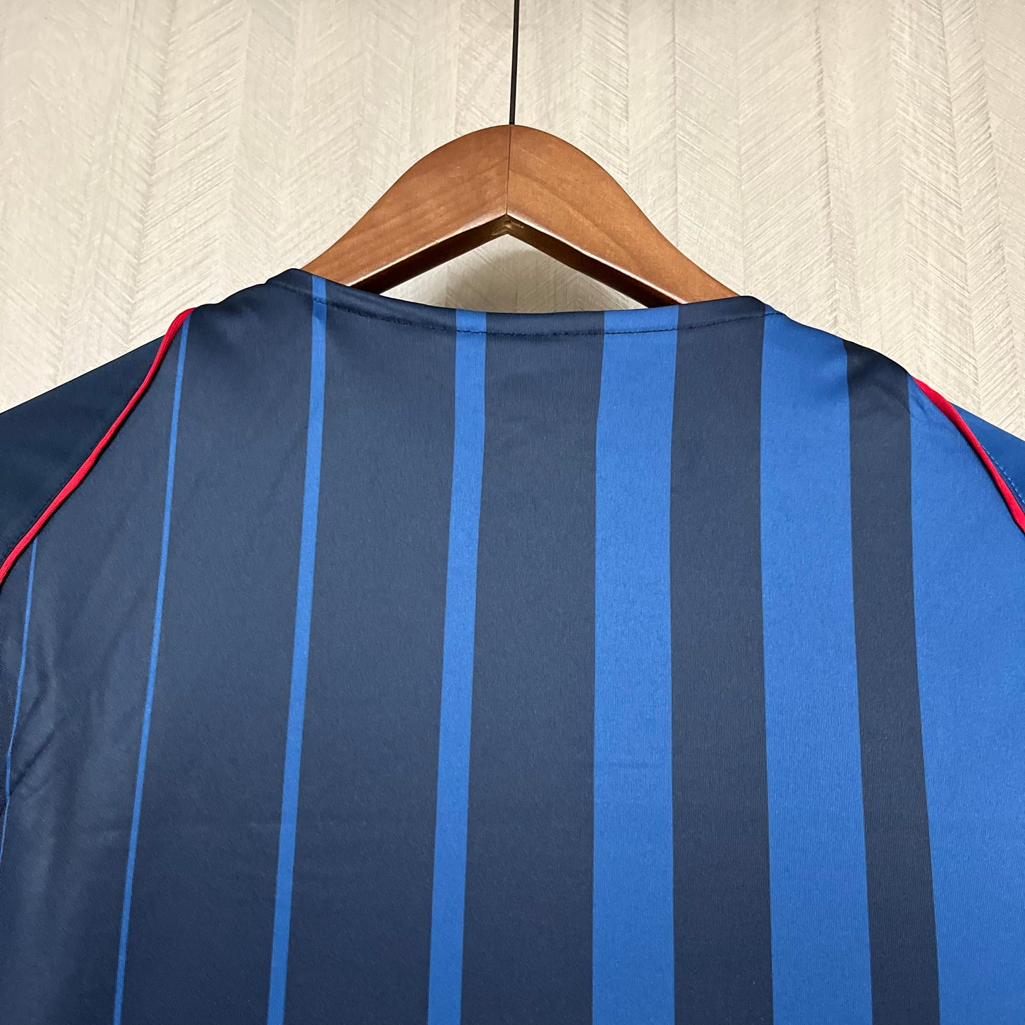 04-05 Barcelona Home Retro S-2XL