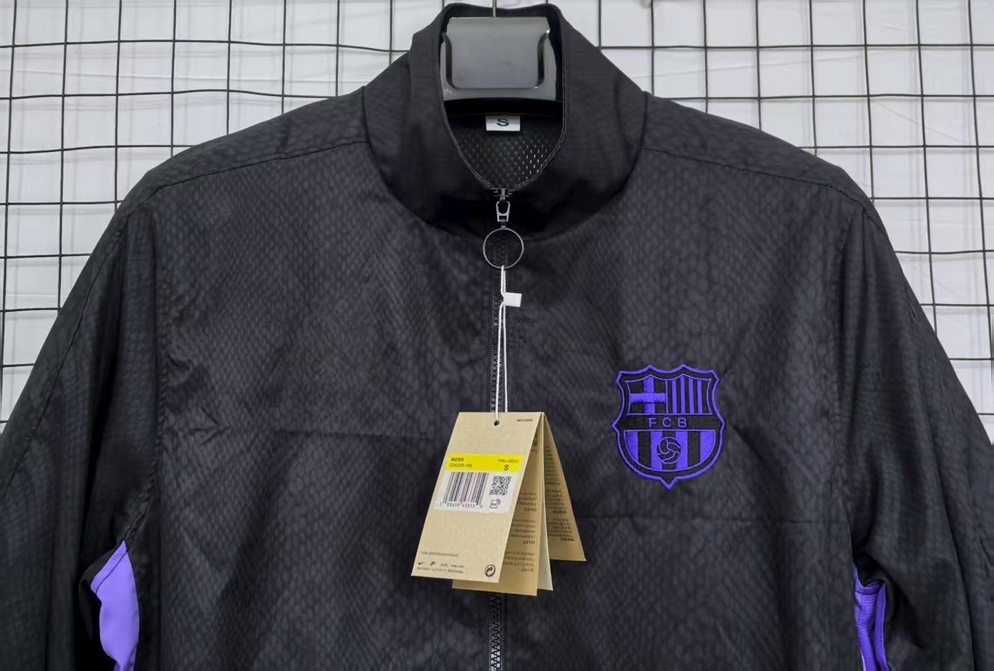 2025-26 Barcelona Retro Thick Embroidered Fully Waterproof Windbreaker S-2XL