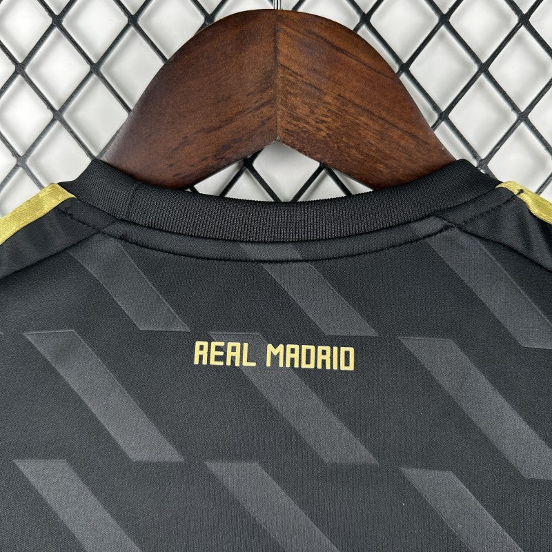 Camiseta retro de manga larga local del Real Madrid 2017-18 para niños, talla 16-28