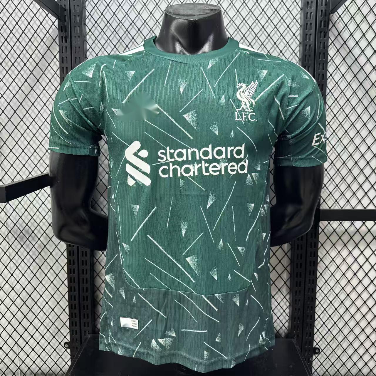 2026-27 Liverpool Goalkeeper Player S-2XL