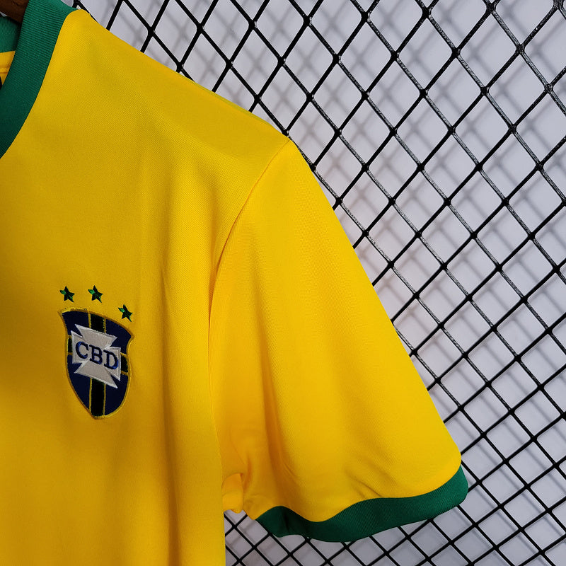 Retro 1970-1972 Brazil Home Size S-XXL