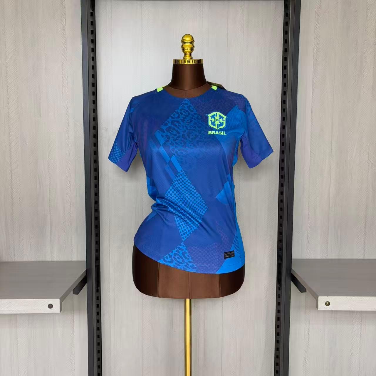 2026 Brasil Visitante Mujer S-2XL