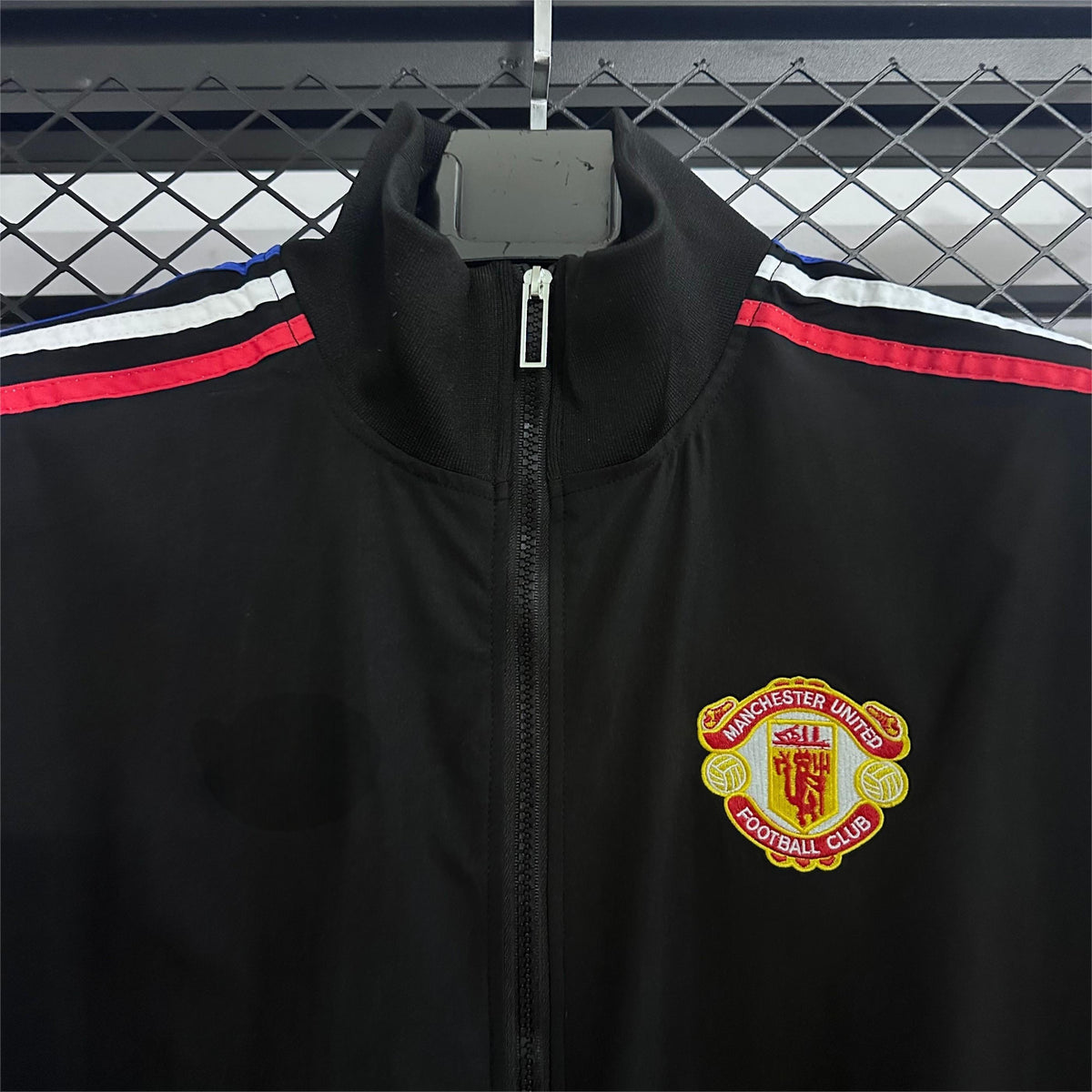 2025-26 Manchester United Retro co-branded Casual Windbreaker S-2XL