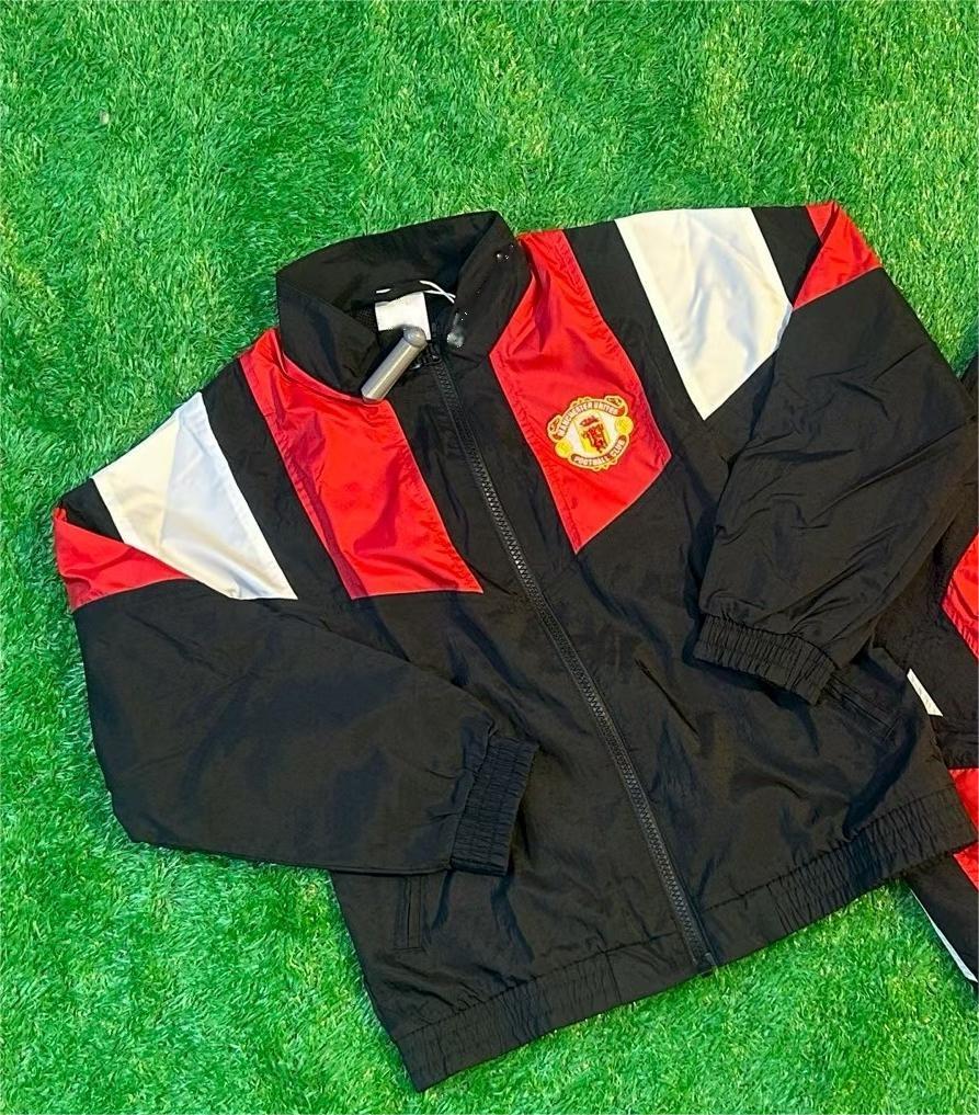 2026-27 Manchester United Red Black  Windbreaker S-2XL