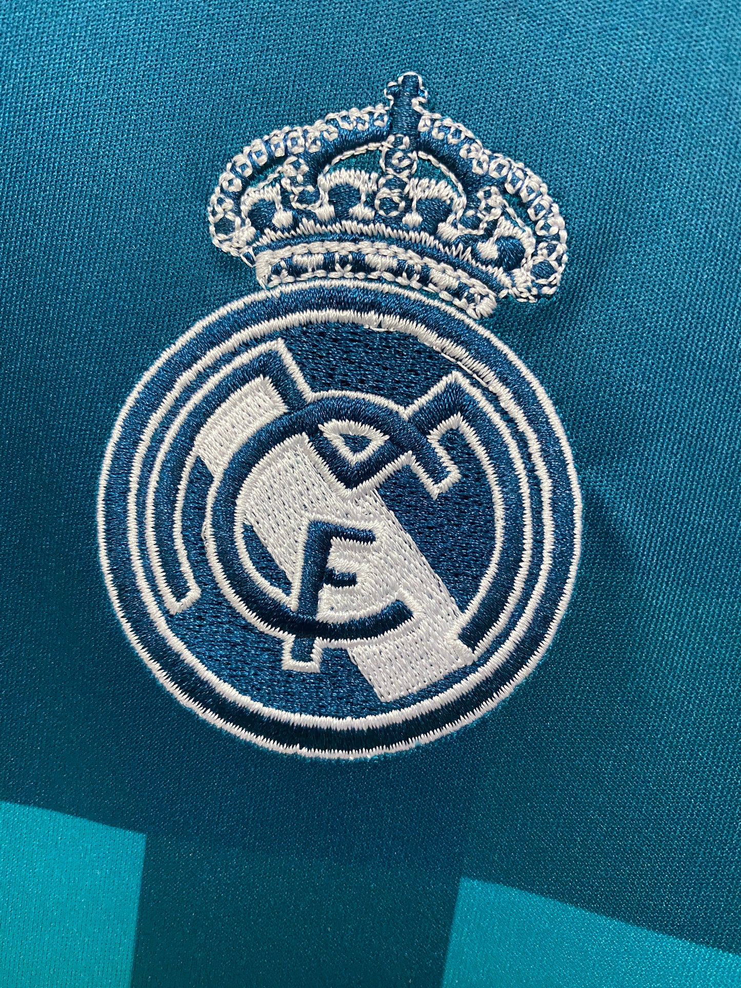 2017-18  Real Madrid second away Retro