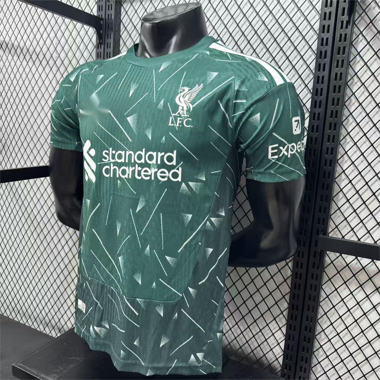 2026-27 Liverpool Goalkeeper Player S-2XL