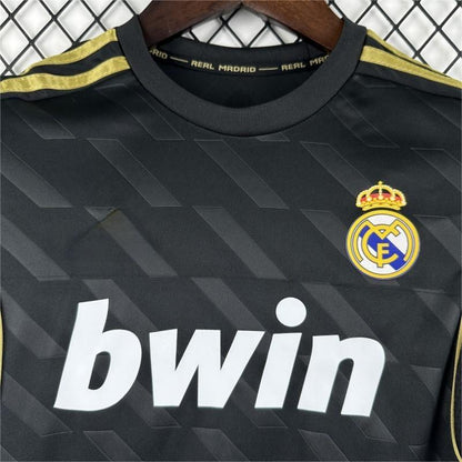 Camiseta retro de manga larga local del Real Madrid 2017-18 para niños, talla 16-28