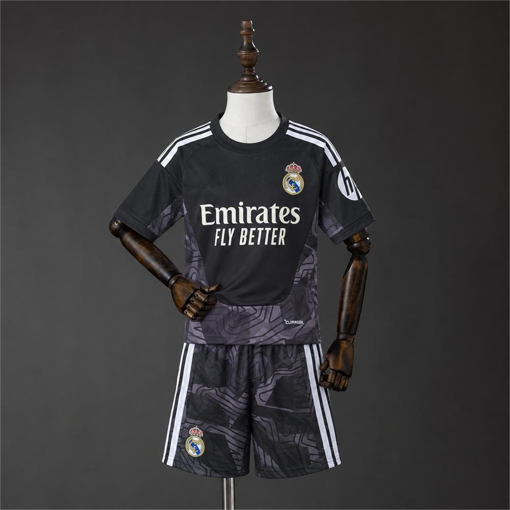 2026-27 Real Madrid Real Madrid Goalkeeper Kids Size 16-28