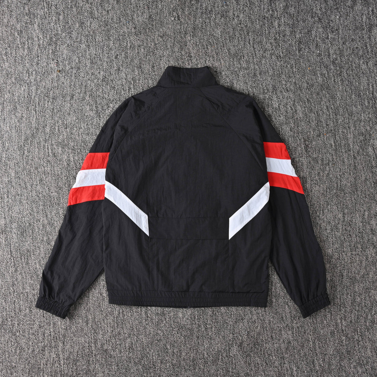 2025-26 Manchester United Retro Windbreaker S-2XL