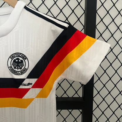 kids Germany 1990 home size 16-28