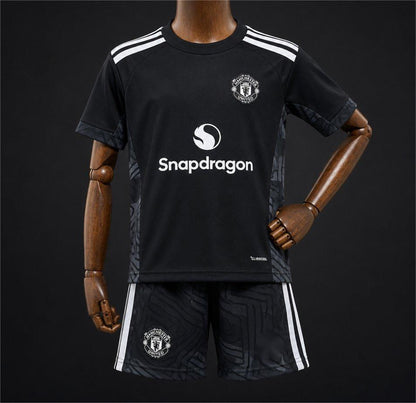 2026-27 Manchester United Home Goalkeeper BlackWhite Kids 16-28