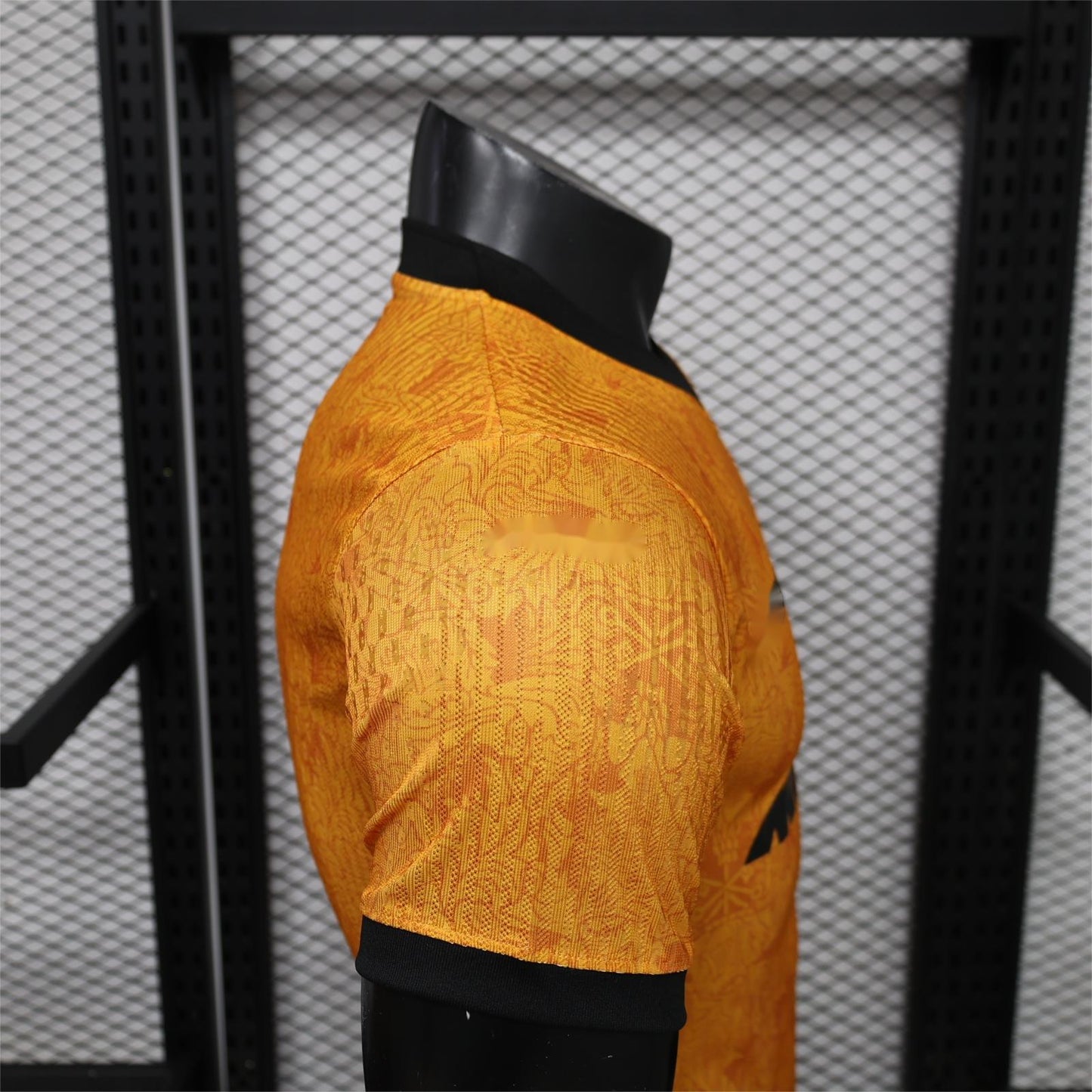 2026-27 Wolverhampton Wanderers Home Player S-2XL