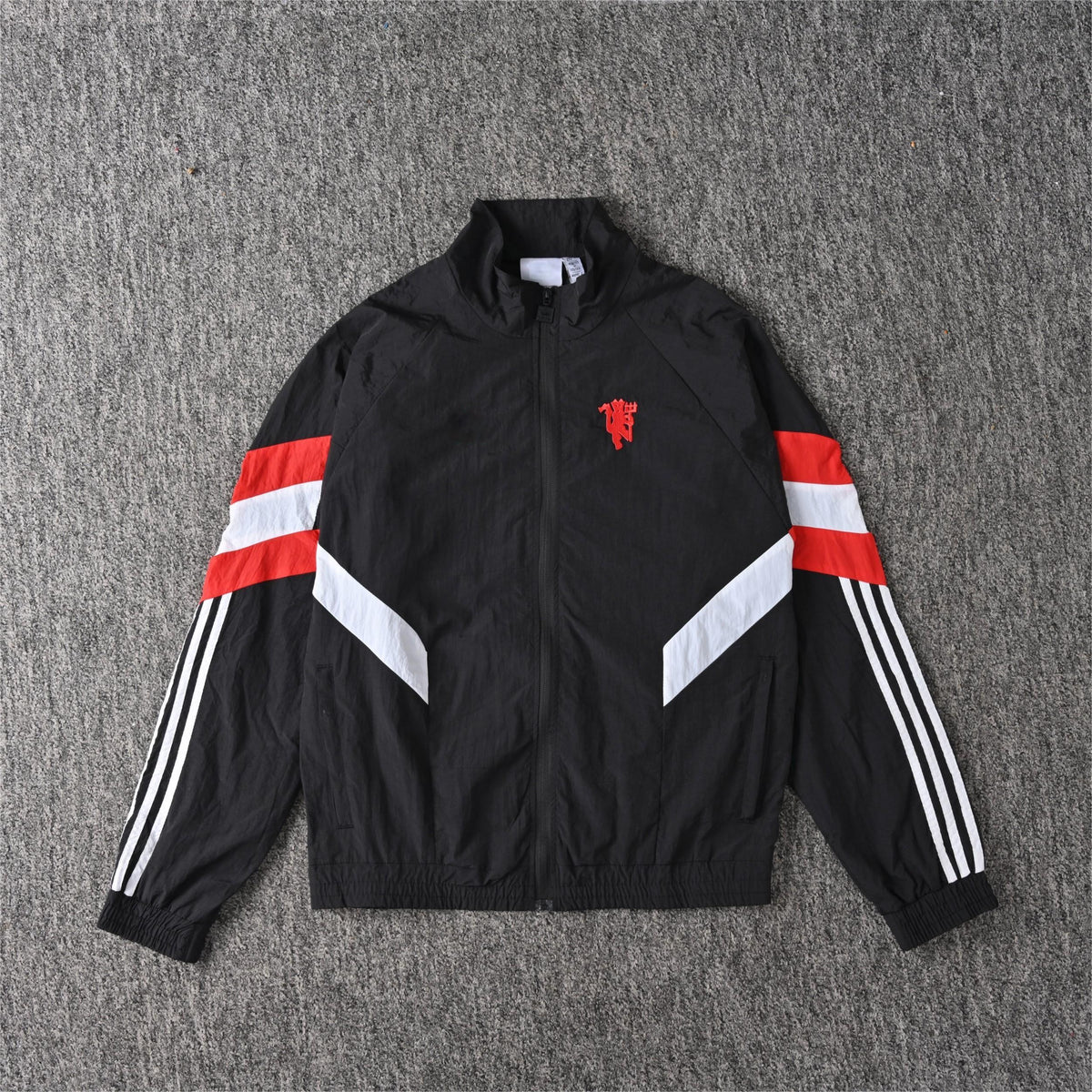 2025-26 Manchester United Retro Windbreaker S-2XL