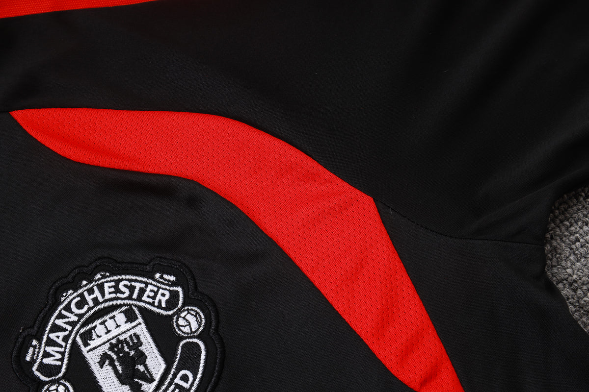 2026-27 Manchester United Black Half Zip Training Suit Adults Or Children