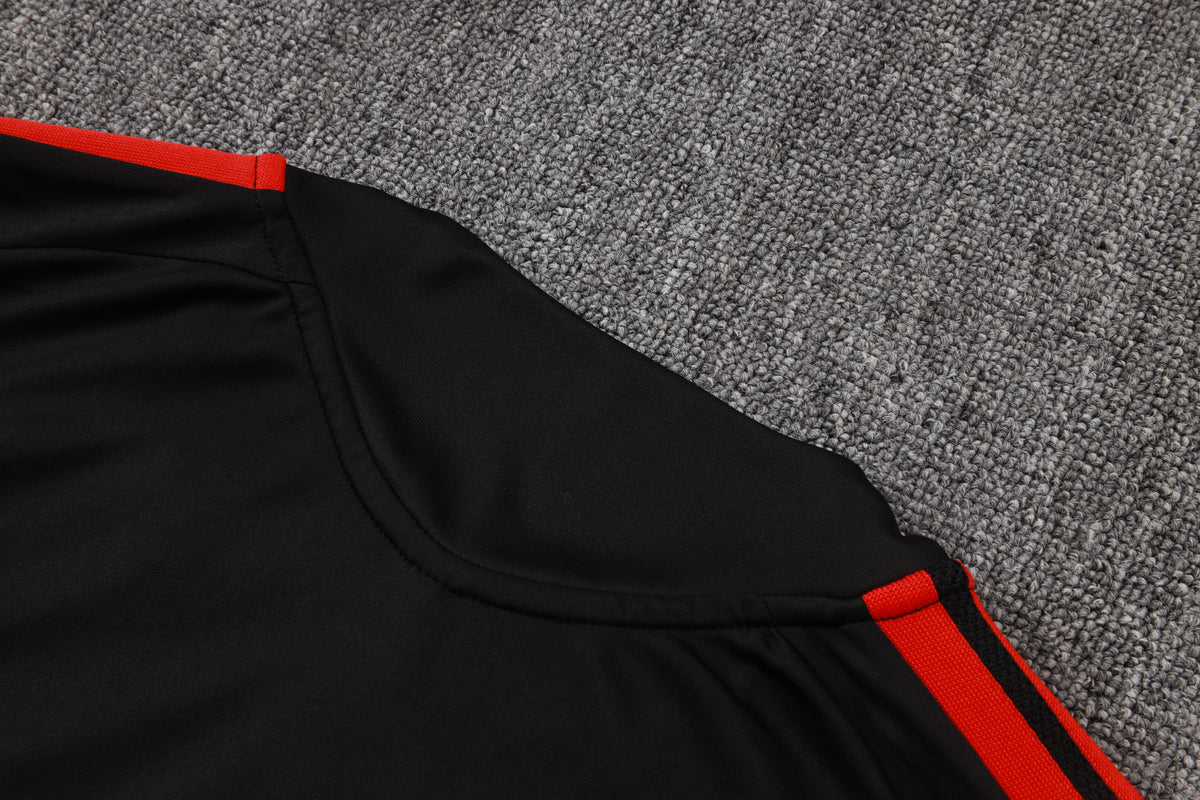 2026-27 Manchester United Black Half Zip Training Suit Adults Or Children