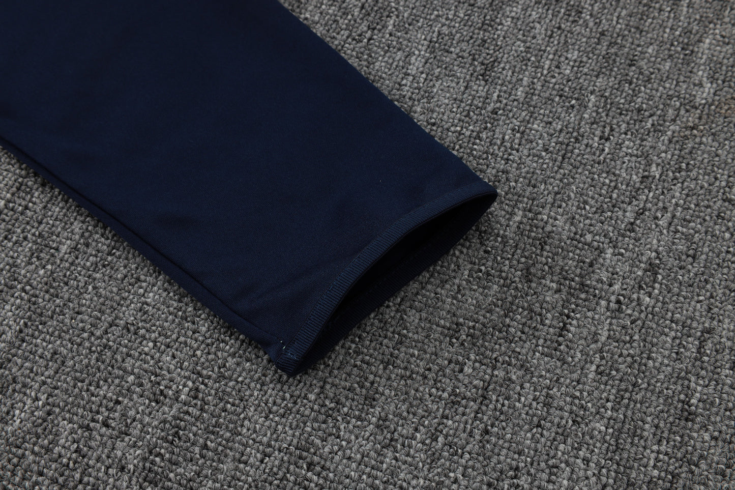 2023-24 Paris Saint-Germain PSG BEIGE Trainingsanzug-Set