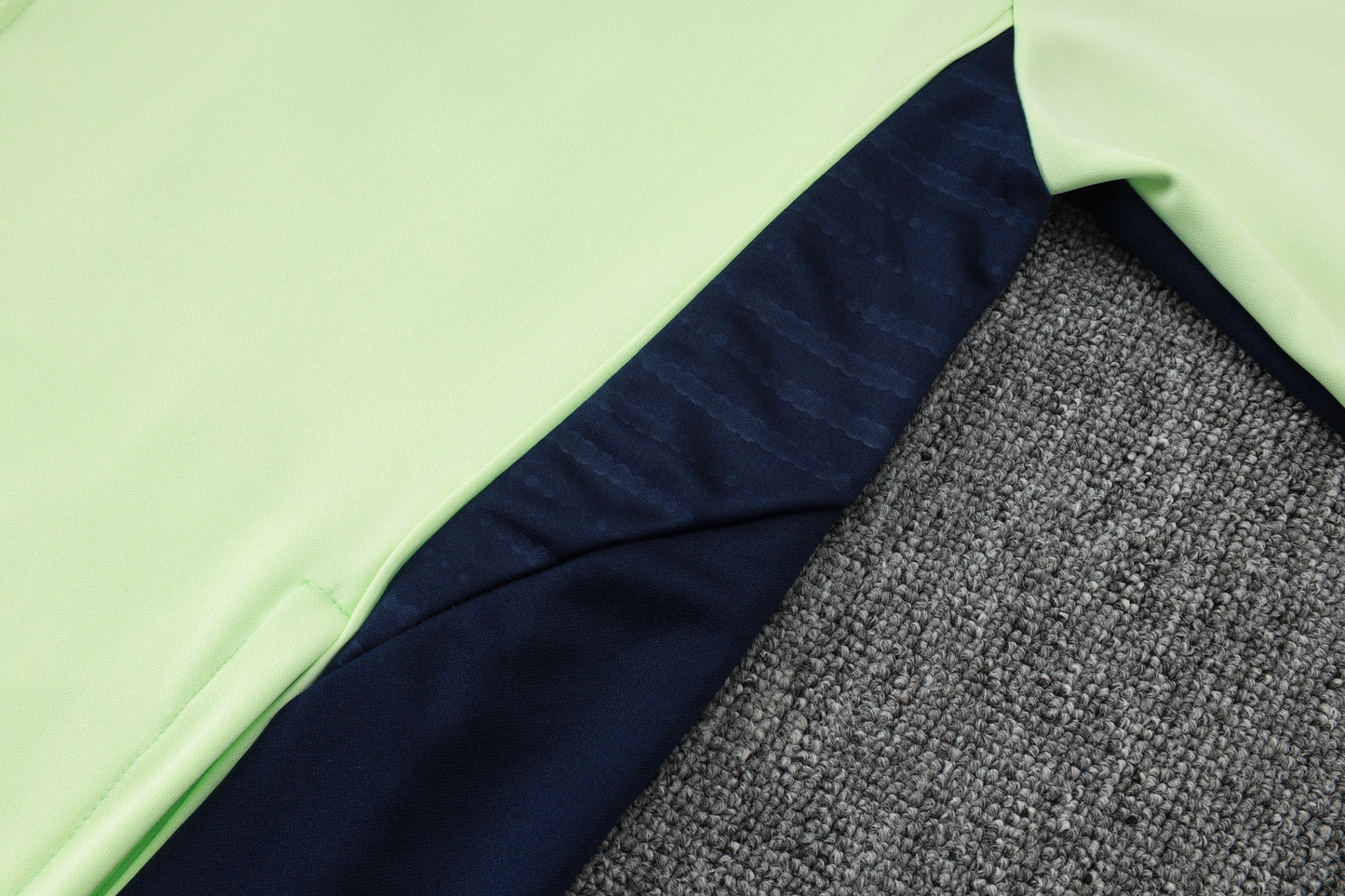 2023-24 Paris Saint-Germain PSG BEIGE Trainingsanzug-Set