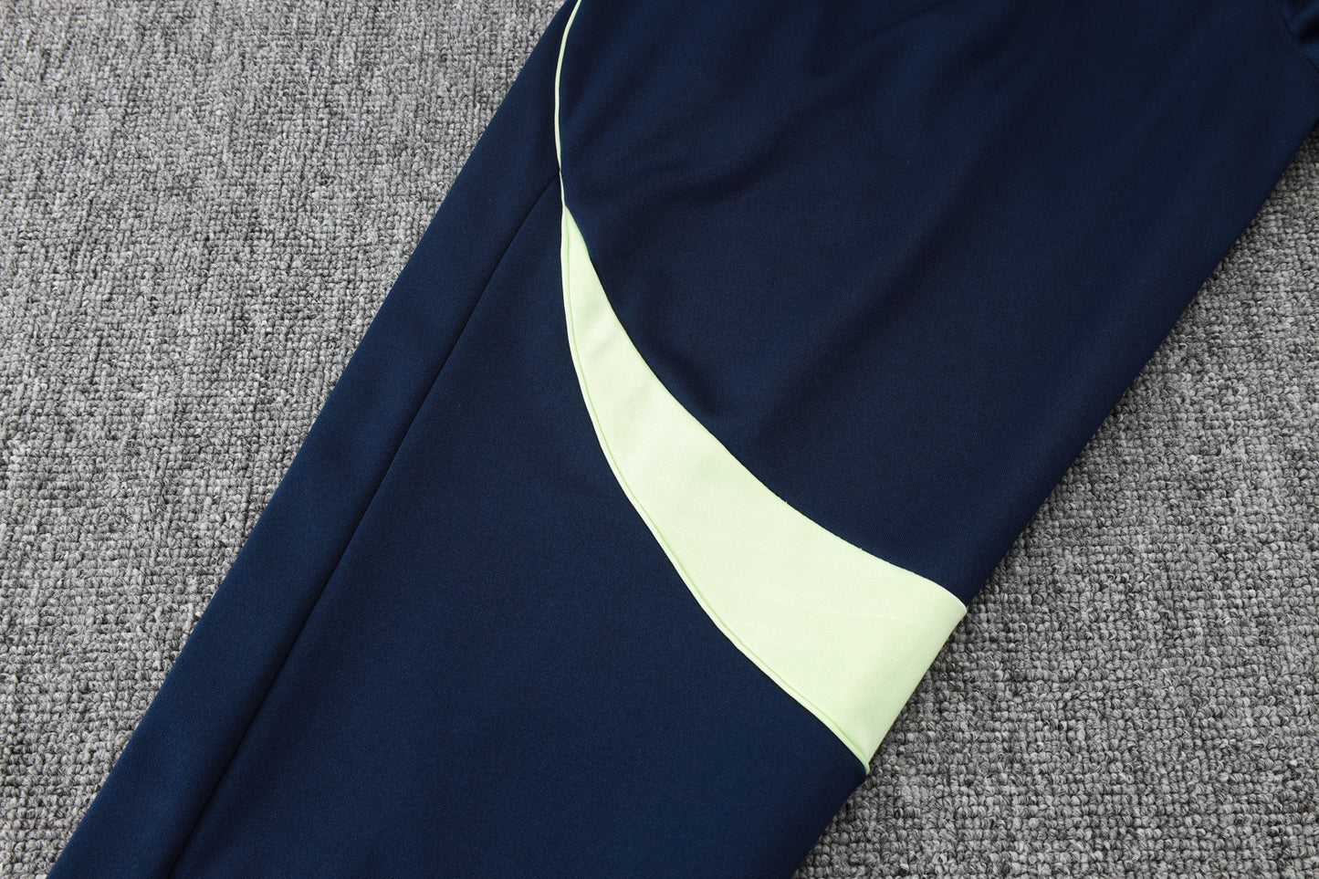 2023-24 Paris Saint-Germain PSG BEIGE Trainingsanzug-Set