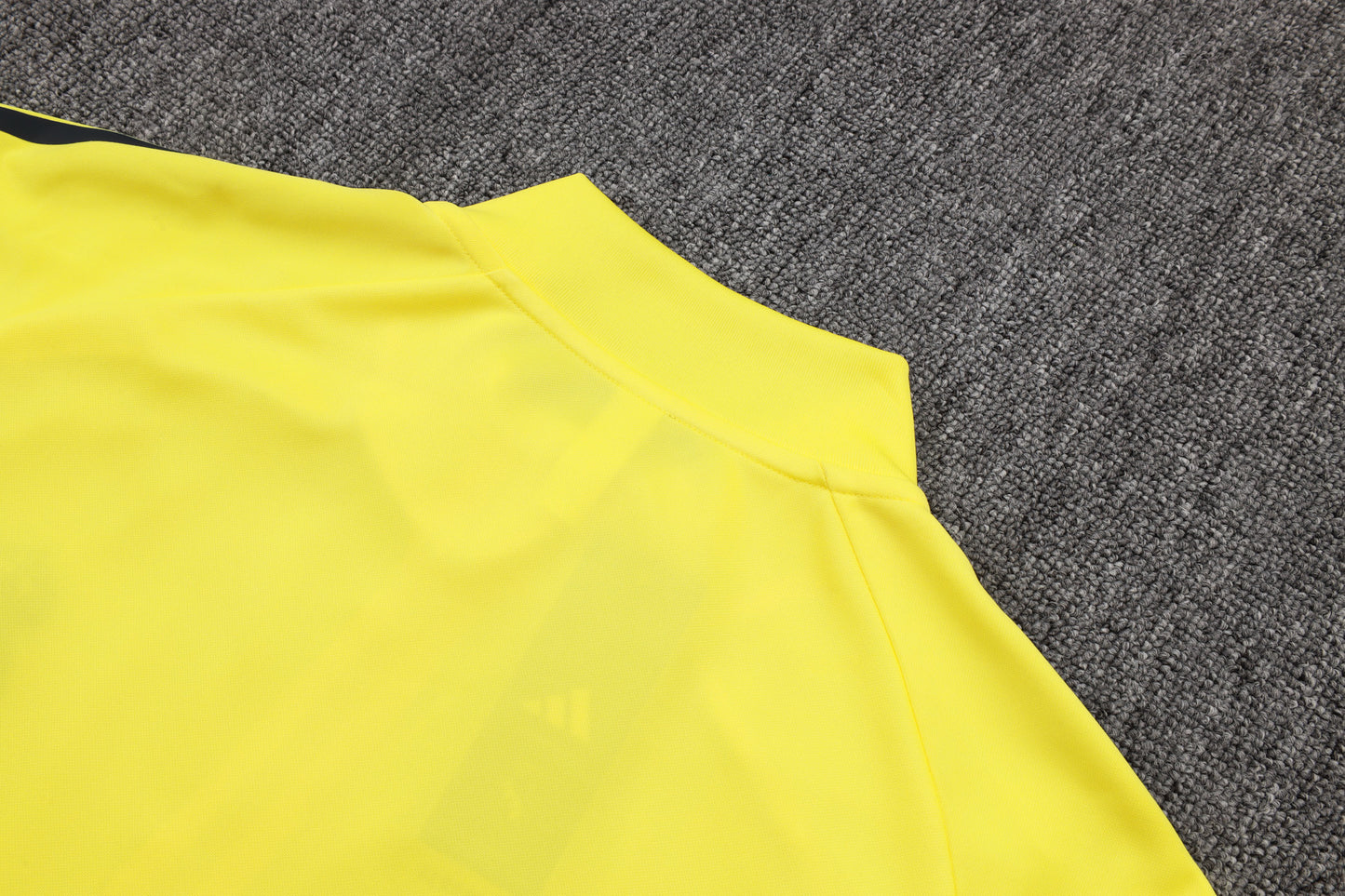 Conjunto de entrenamiento morado Edición especial del Real Madrid 2024-25 S-2XL