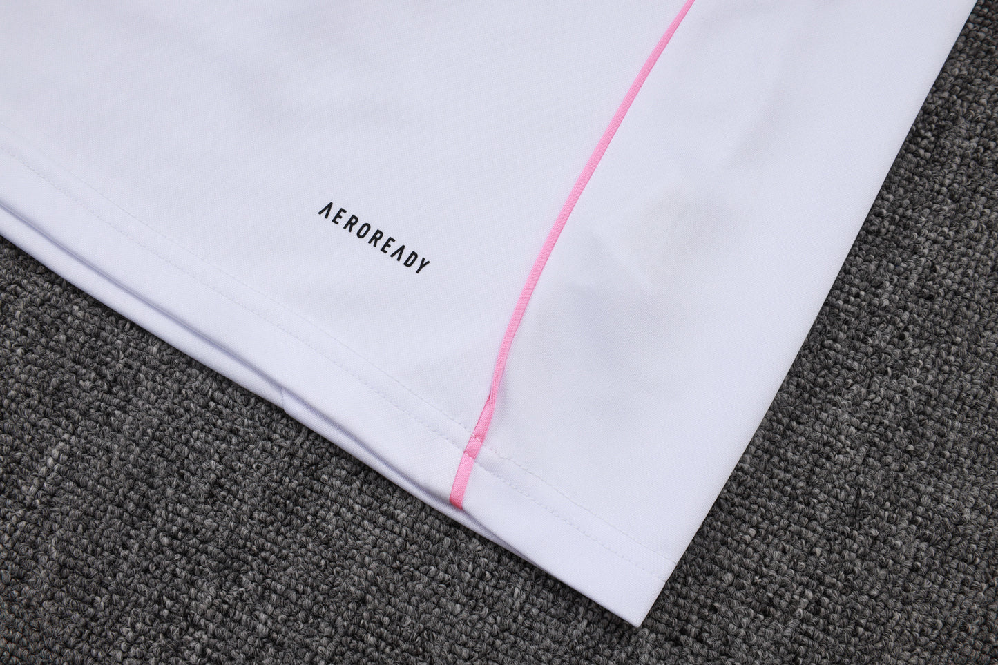 Conjunto de entrenamiento rojo del Barcelona 2024-25 (tallas S-2XL)