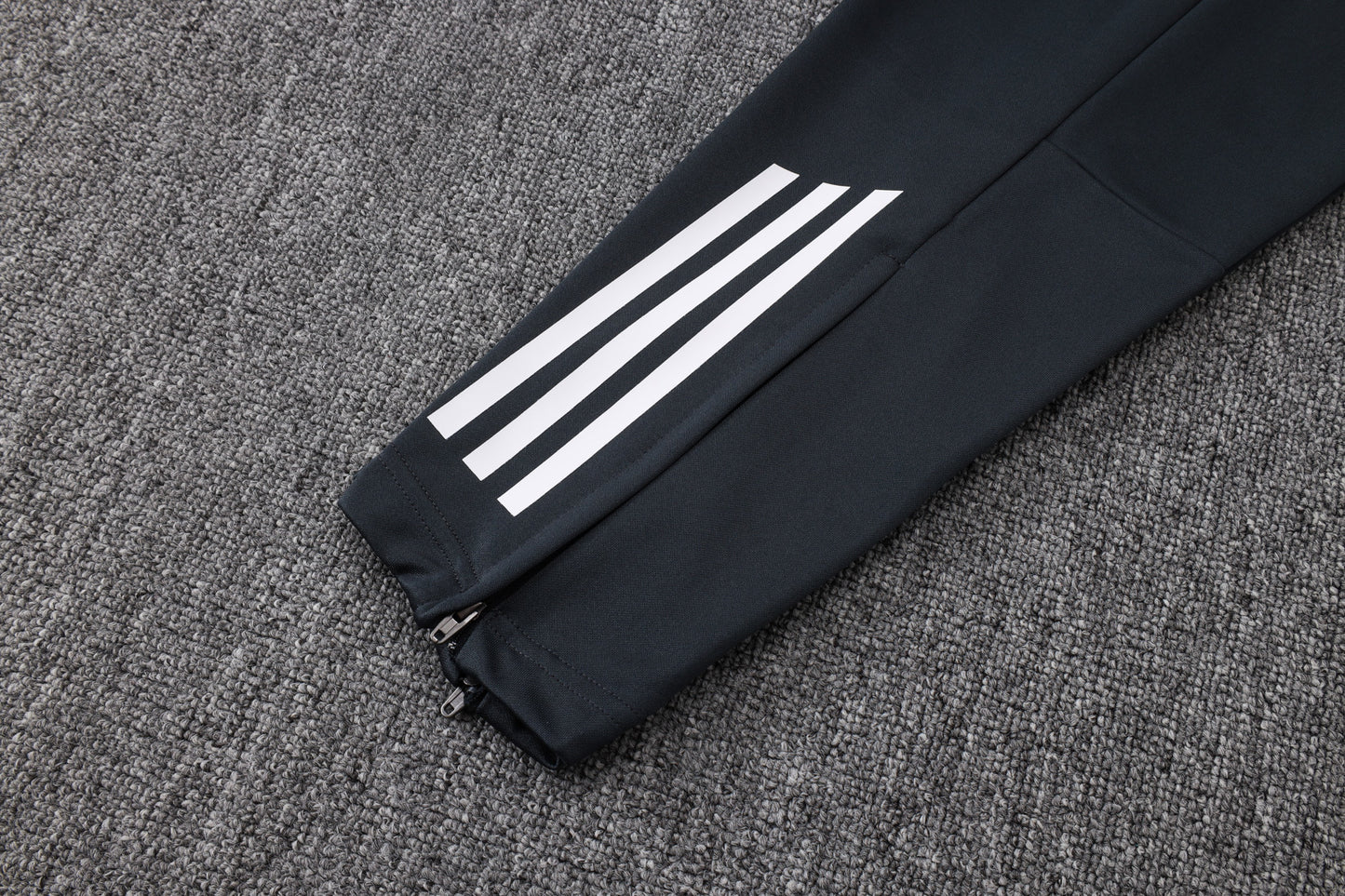 2023-24 Paris Saint-Germain PSG BEIGE Trainingsanzug-Set