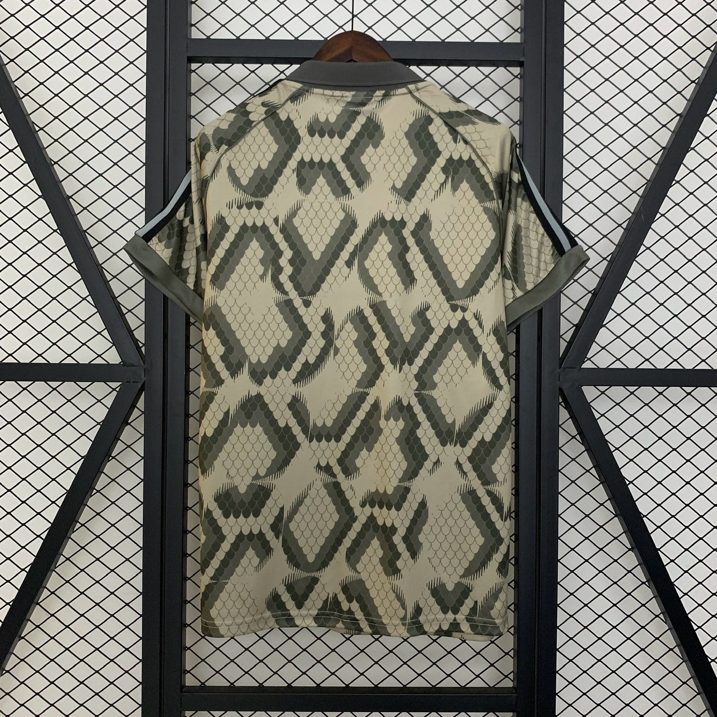 2025-26 Bayern Munich Special Snake pattern Size S-2XL