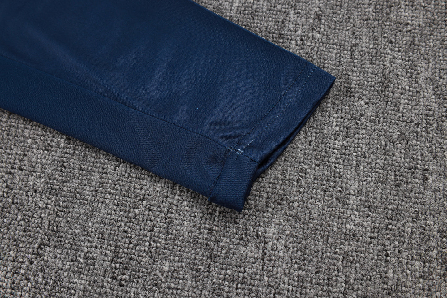 Conjunto de entrenamiento rojo del Barcelona 2024-25 (tallas S-2XL)