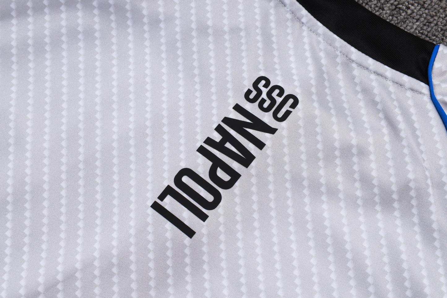 Conjunto de entrenamiento rojo del Barcelona 2024-25 (tallas S-2XL)